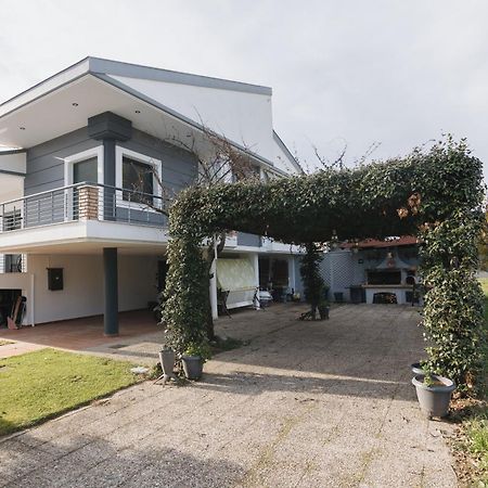 Billiard Home in Trikala Exteriör bild